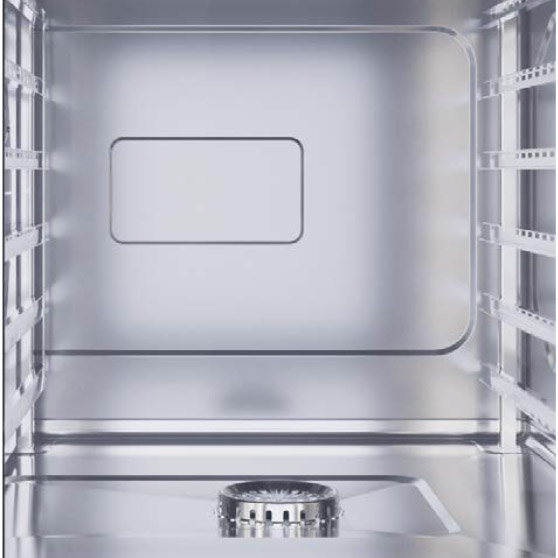 Vista interna del HOBART CHEF'S COMBI con struttura in acciaio inox, sistema di convezione e guide per teglie per cucine professionali.
